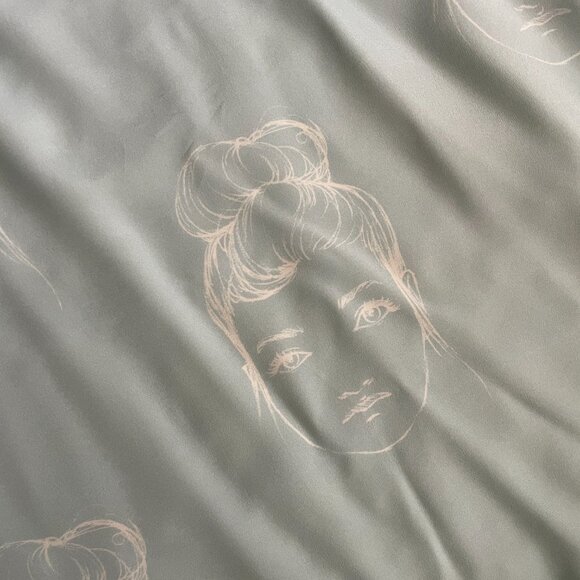 100% silk retro fabric flowy dress by Canadian Designer Noémiah-Small - Picture 10 of 11